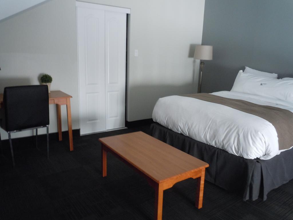 L'Auberge Du Lac St-Pierre Trois-Rivières Rom bilde